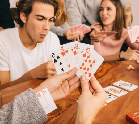 ¿Qué es el Juego de Cartas Continental?